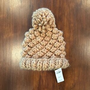 NWT Abercrombie & Fitch Tan Beanie